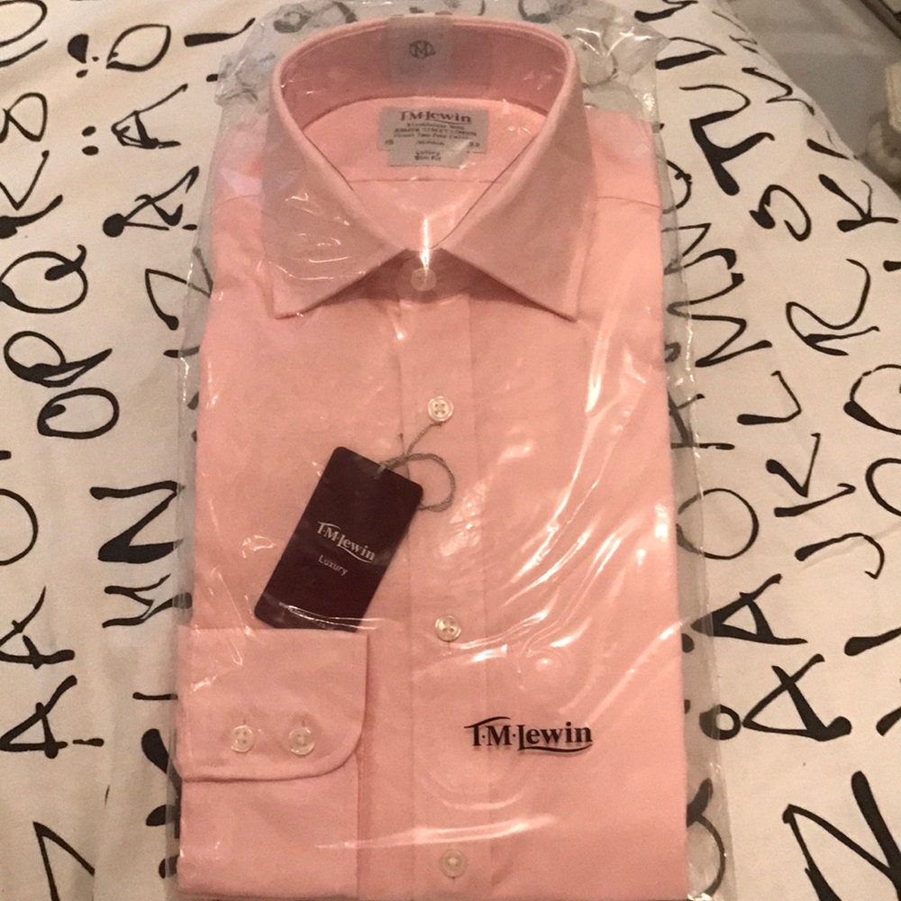 Men's buttons up